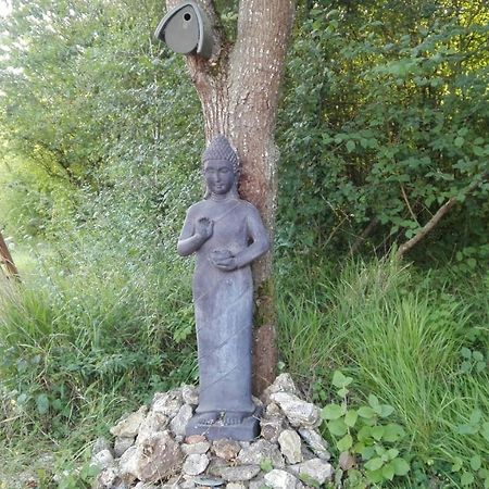 Вілла Misaka Jouy-sur-Eure Екстер'єр фото